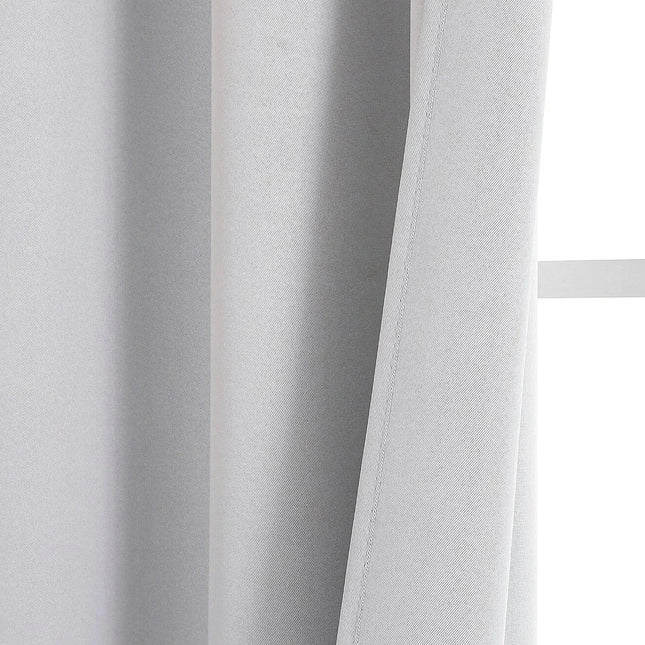 Cortina lisa blanca con ojales