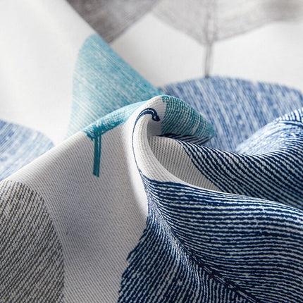 Cortina opaca con estampado floral azul