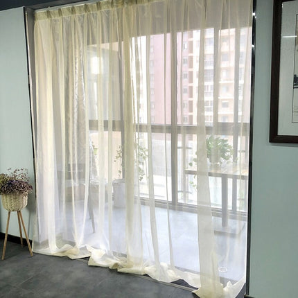 Visillo brillante con efecto hilo metalizado