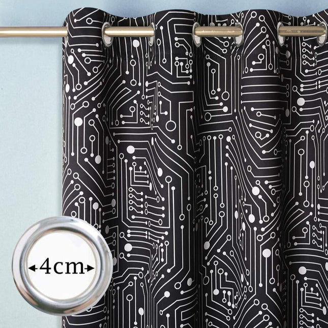 Cortina juvenil con estampado circuito