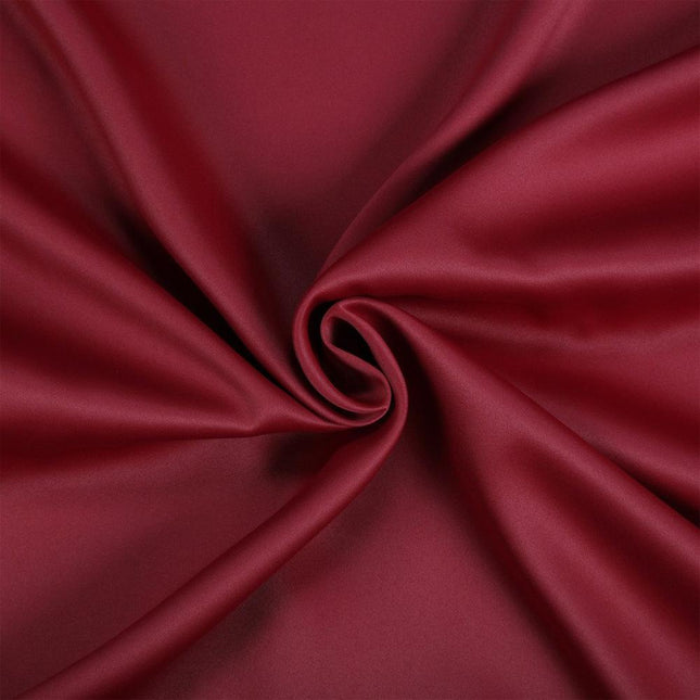 Cortina opaca aislante de luz