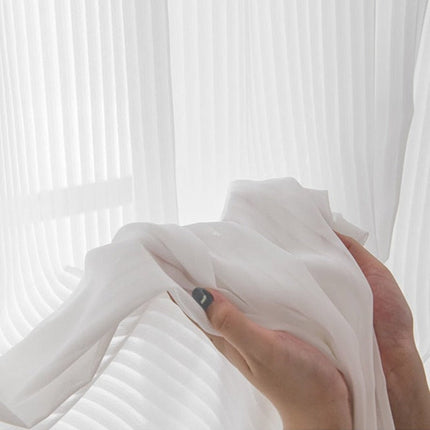 Visillo ligero con trabillas de velcro