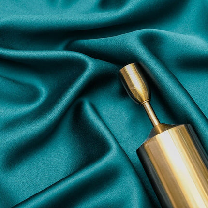 Cortina opaca bordada azul petróleo floral