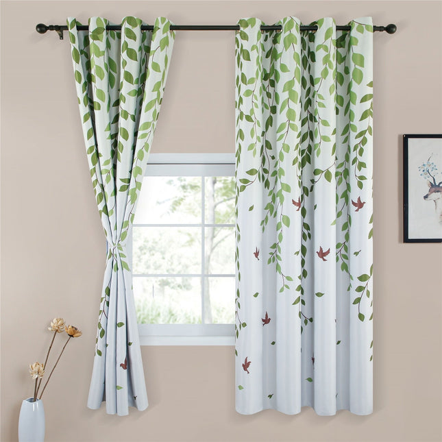 Cortina con estampado de hojas y pájaros