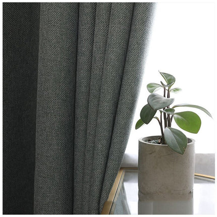 Cortina Opaca con Cenefa Geométrica Superior