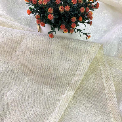 Visillo brillante con efecto hilo metalizado