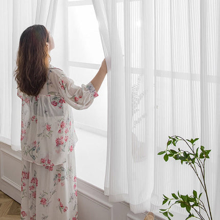 Visillo ligero con trabillas de velcro