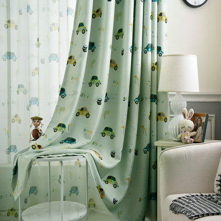 Cortina opaca infantil verde con coches