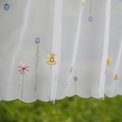 Juego de visillos para cocina bordados