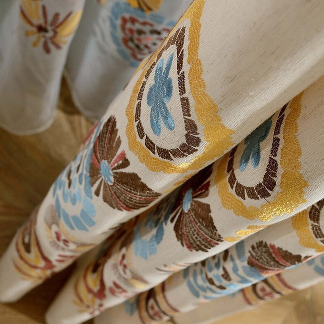 Cortina estilo bohemio con cenefa estampada