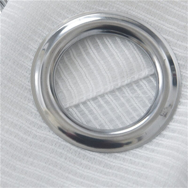 Visillo blanco con textura y ojales