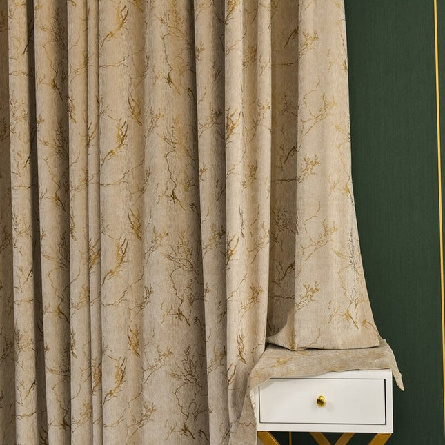 Cortina opaca con estampado mármol dorado