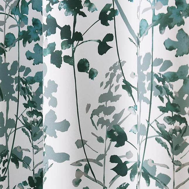 Cortina estampada con motivos vegetales