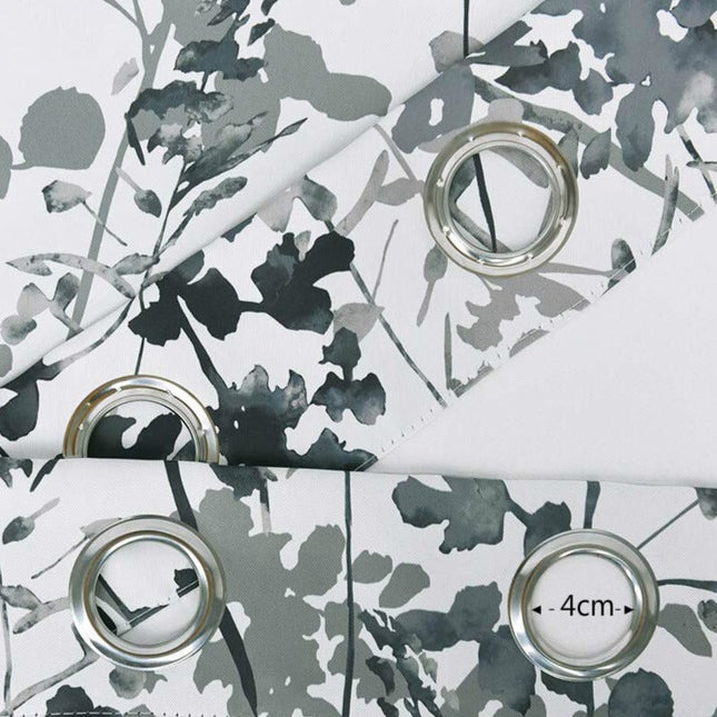 Cortina estampada con motivos vegetales