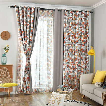 Visillo moderno con estampado de triángulos