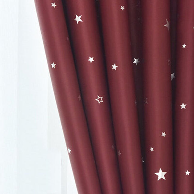 Cortina opaca infantil burdeos con estrellas