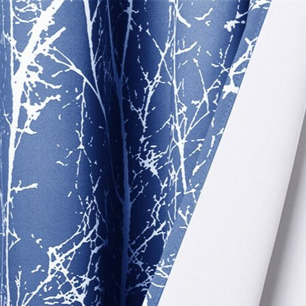 Cortina exterior con estampado de ramas