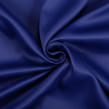 Cortina opaca aislante de luz