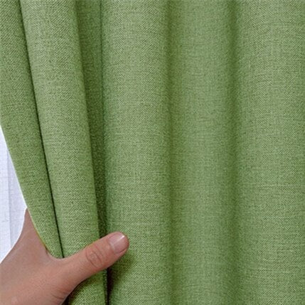 Cortina opaca térmica verde manzana habitación