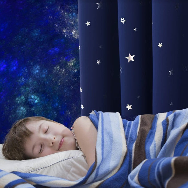 Cortina opaca infantil rosa con estrellas