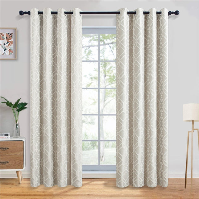 Cortina opaca beige con estampado geométrico