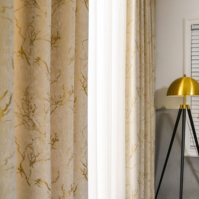 Cortina opaca con estampado mármol dorado