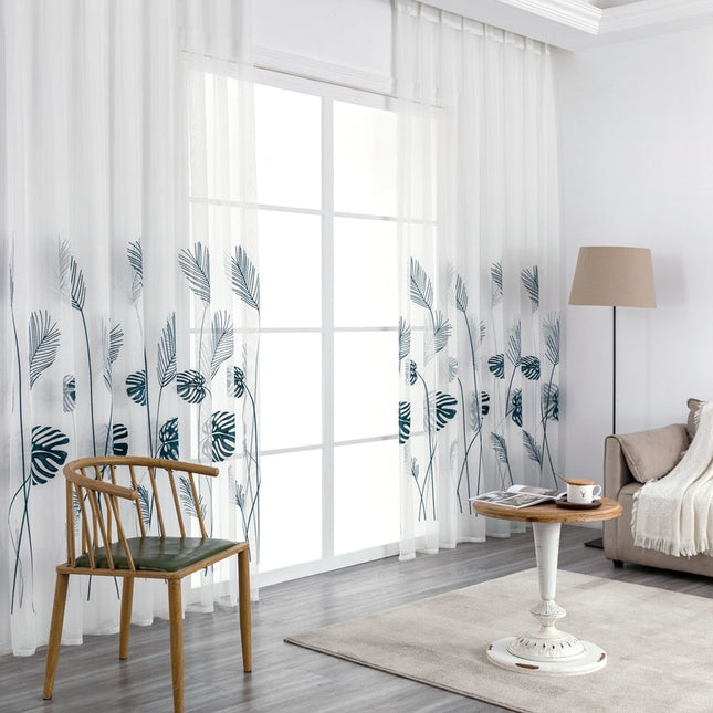 Visillo bordado con hojas de monstera