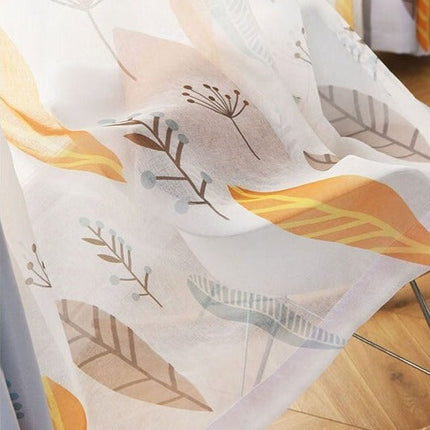 Visillo con estampado de hojas amarillas