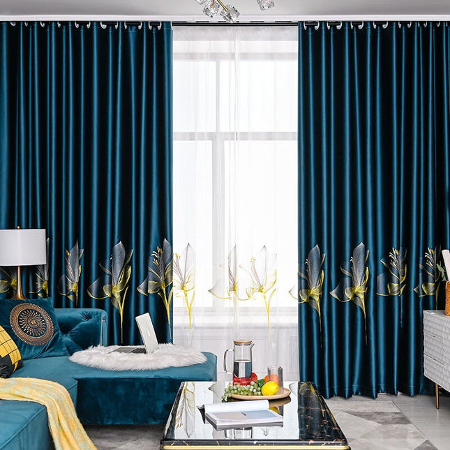 Cortina opaca azul bordada estilo lujo