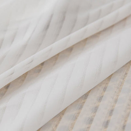 Visillo ligero con trabillas de velcro