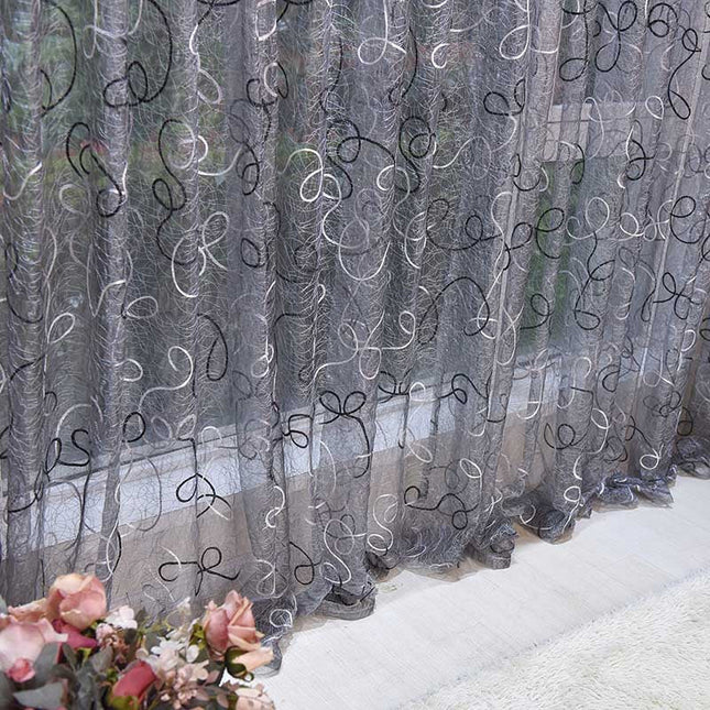 Visillo Gris Bordado con Cintas