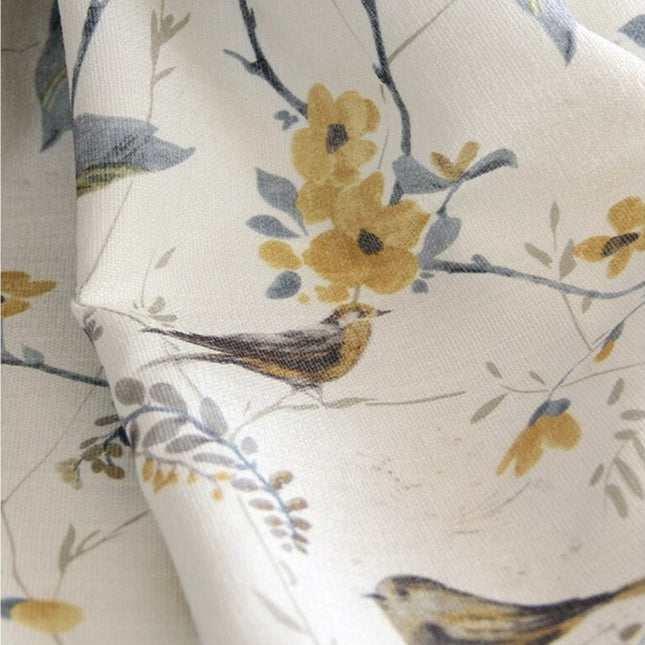 Cortina efecto lino con pájaros estampados