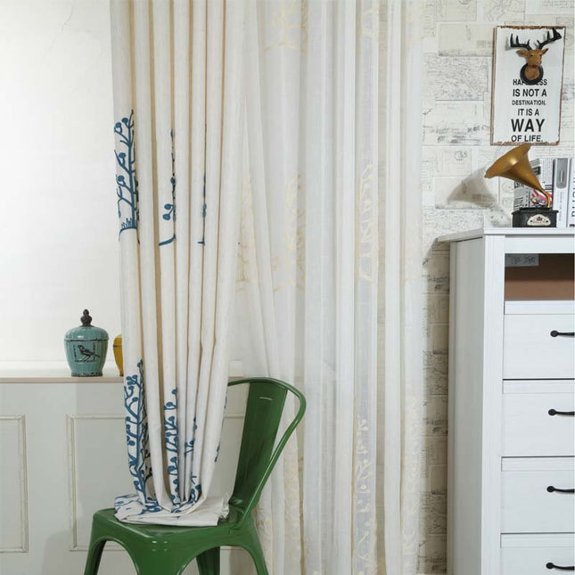 Visillo efecto lino con ramas bordadas