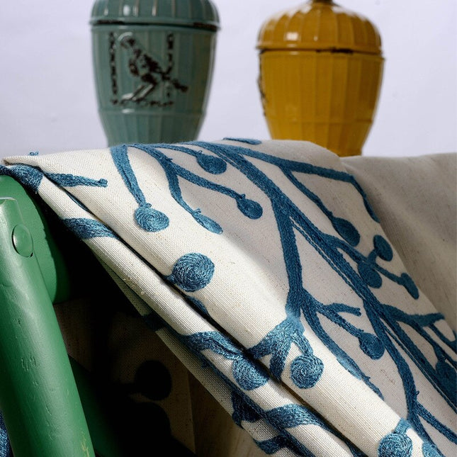 Cortina opaca bordada con efecto lino