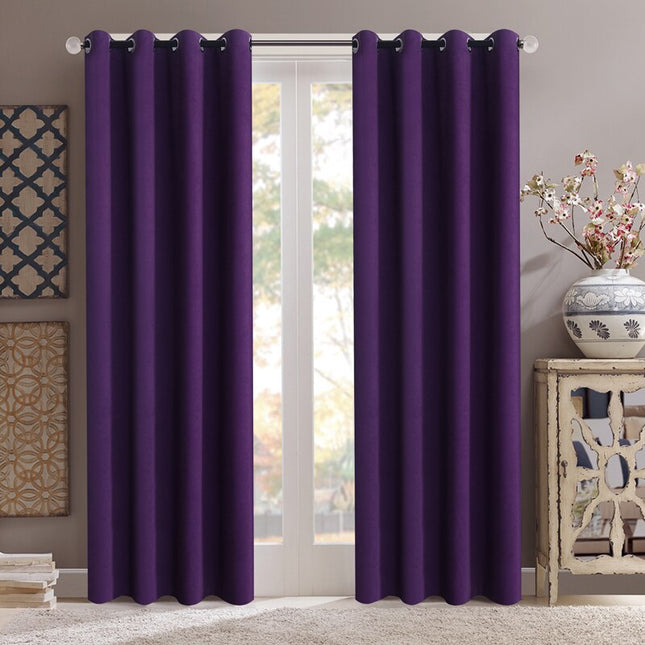 Cortina lisa con ojales color violeta