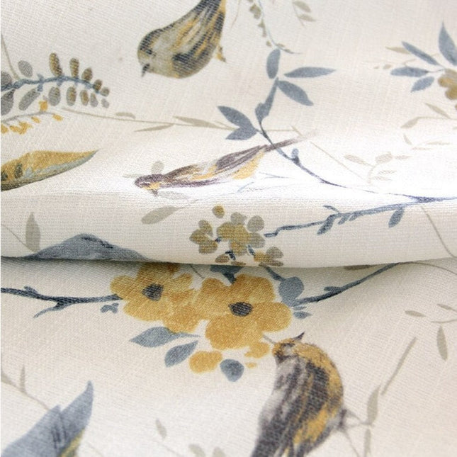 Cortina efecto lino con pájaros estampados