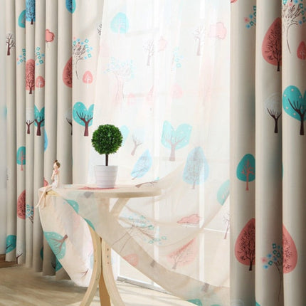 Visillo infantil con estampado de árboles