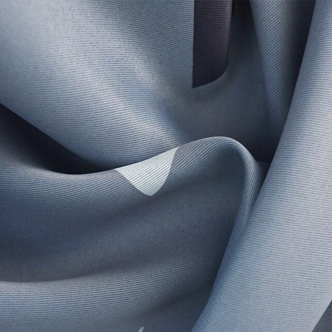 Cortina con estampado de triángulos