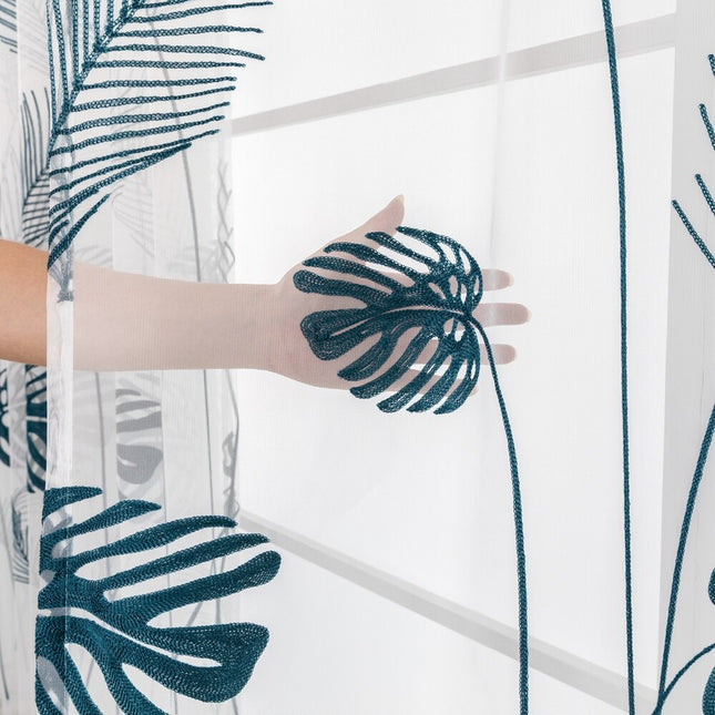 Visillo bordado con hojas de monstera