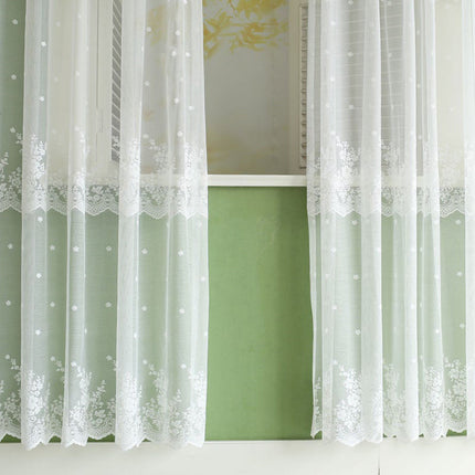 Visillo blanco bordado con encaje floral