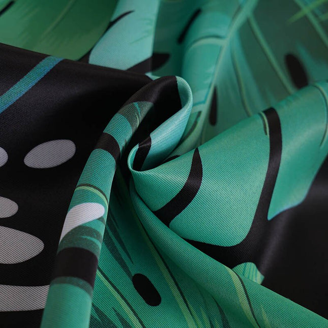 Cortina opaca diseño jungla para salón