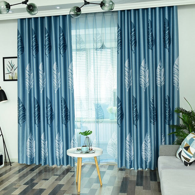 Cortina moderna azul con estampado hojas