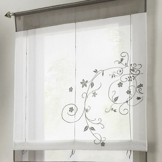 Visillo blanco bordado para ventana
