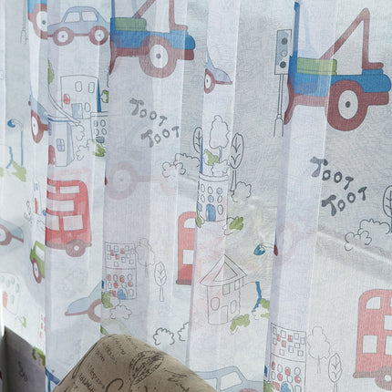 Visillo infantil con estampado de coches