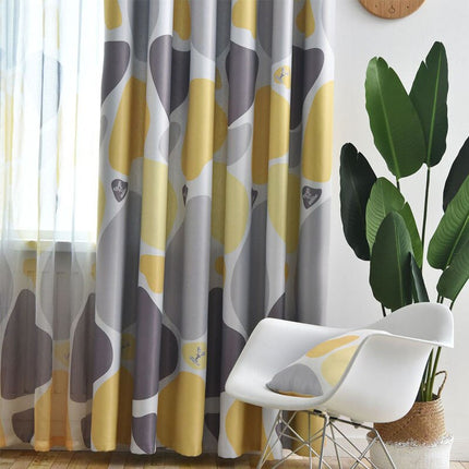 Cortina opaca con estampado abstracto