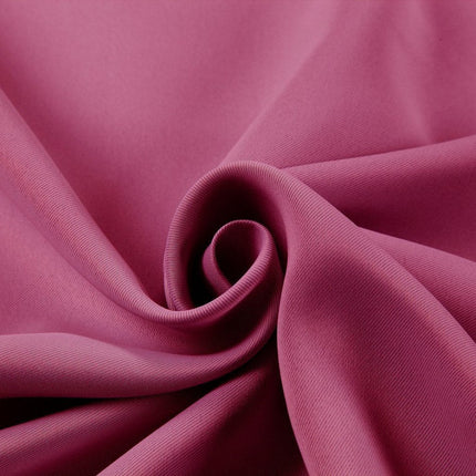 Cortina opaca aislante de luz