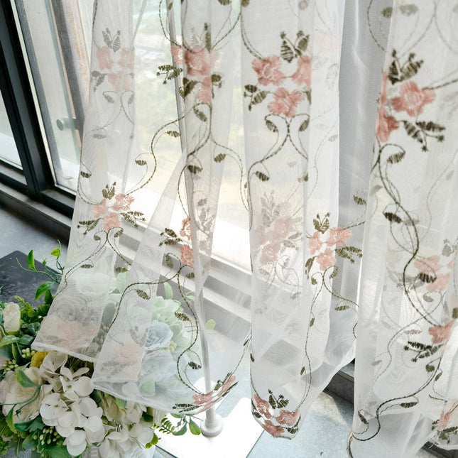 Visillo de cocina rústico bordado