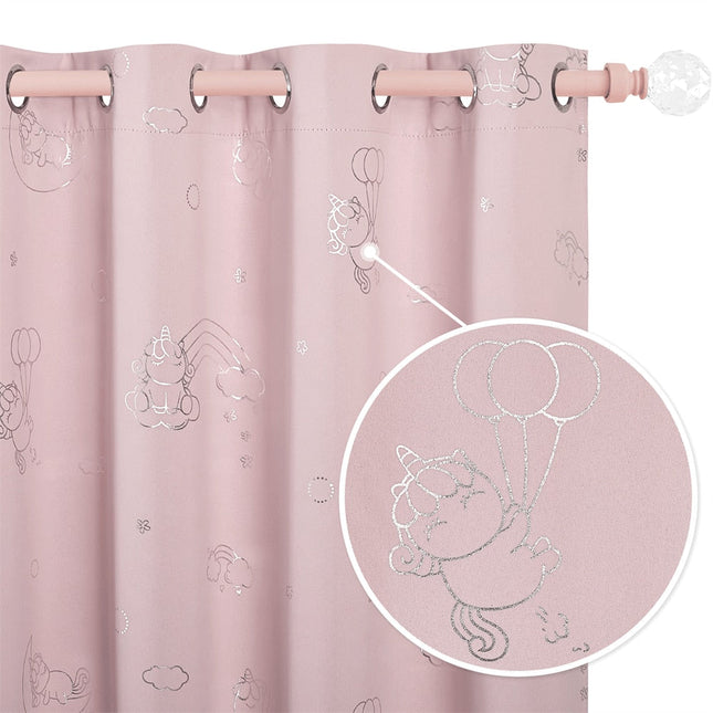 Cortina infantil rosa con unicornios plateados