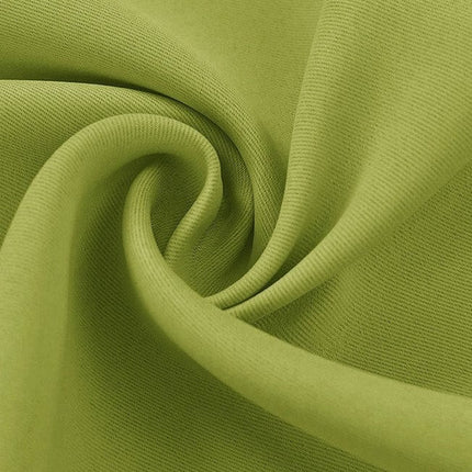 Cortina blackout lisa color verde manzana