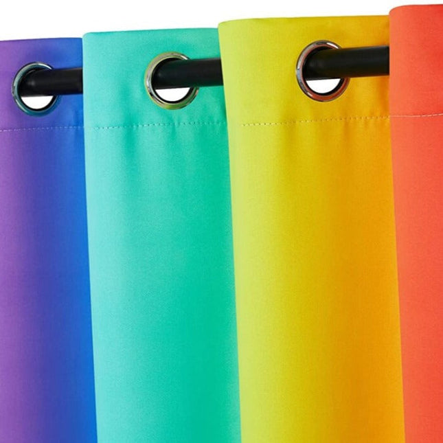 Cortina opaca infantil con rayas arcoíris